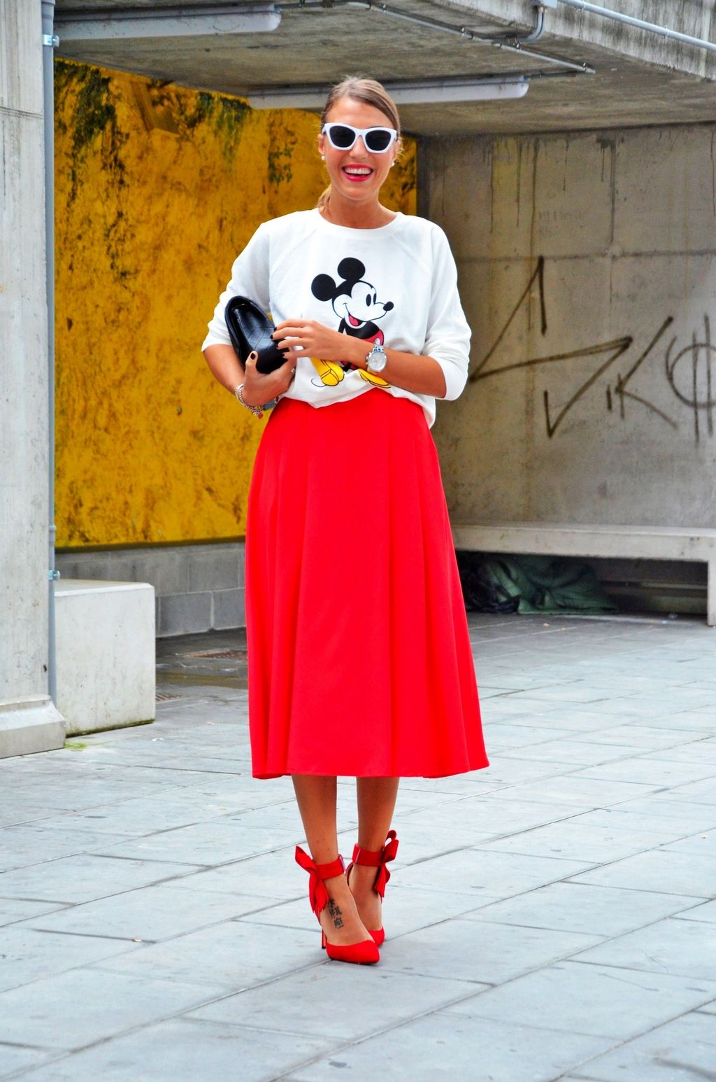 Midi red skirt | Welcome to my world